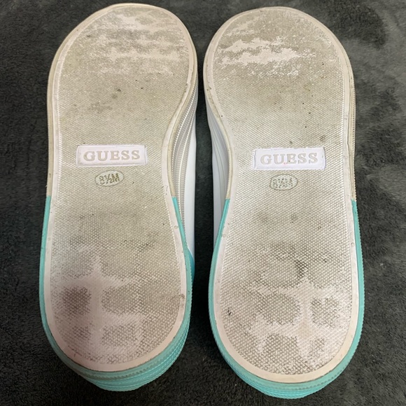 White and Teal GUESS Sneakers Size 8 1/2 in Womens - Picture 5 of 5